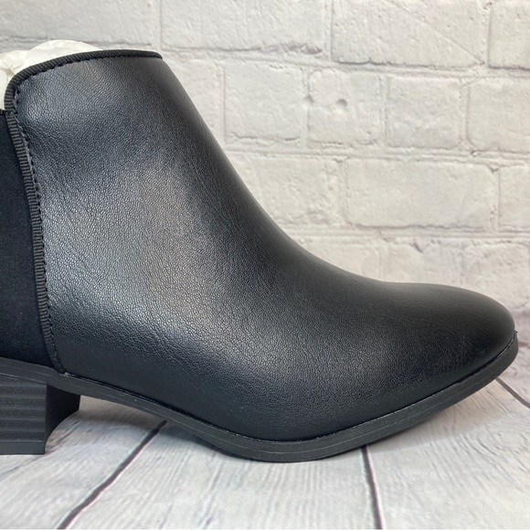 STYLE & CO Wileyy Ankle Booties Black Smooth Microsuede - Picture 15 of 16